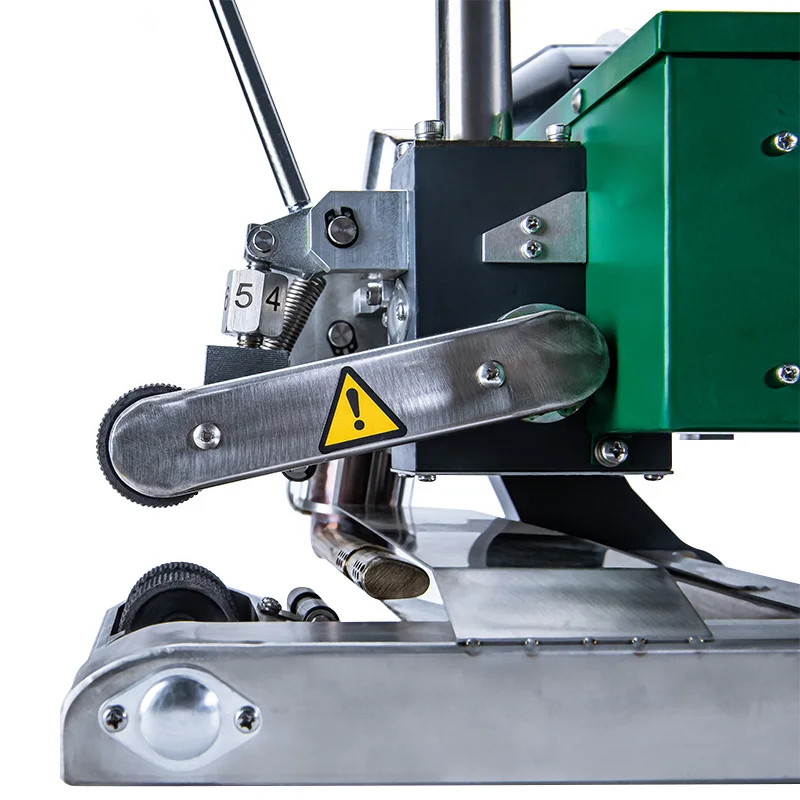 Geomembrane welding machine LST700