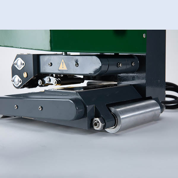 Heavy Geographically Heated Wedge Welder Model LST900