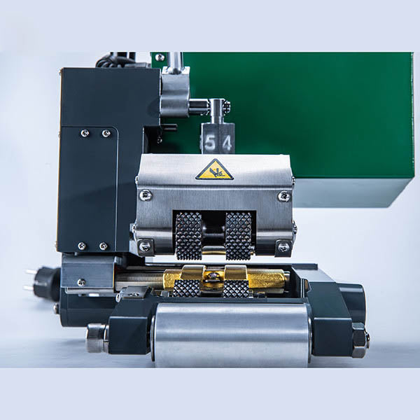 Heavy Geographically Heated Wedge Welder Model LST900